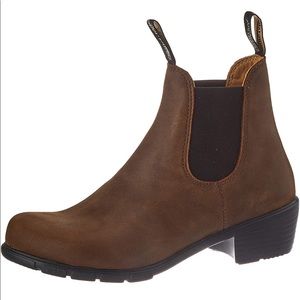 Blundstone Heeled Chelsea Boot Antique Brown